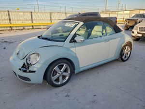 Volkswagen Beetle 2.5L 5 2010