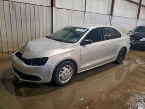 Volkswagen Jetta BASE 2.0L 4 2012