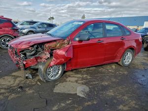 Ford Focus SE 2.0L 4 2011