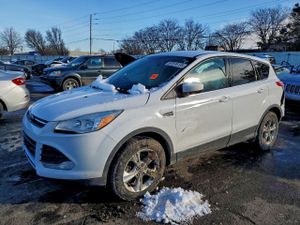 Ford Escape SE 1.6L 4 2015