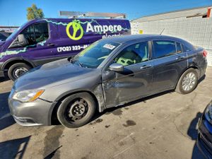 Chrysler 200 LX 2.4L 4 2013