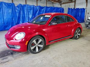Volkswagen Beetle TURBO 2.0L 4 2013