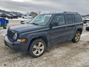 Jeep Patriot LATITUDE 2.4L 4 2015