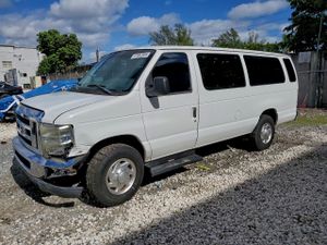 Ford Econoline E350 SUPER DUTY WAGON 5.4L 8 2012