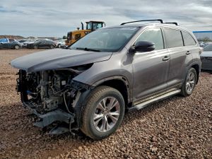 Toyota Highlander XLE 3.5L 6 2015