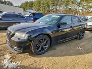 Chrysler 300 TOURING 3.6L 6 2021