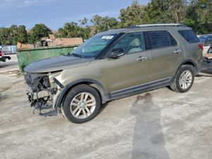 Ford Explorer XLT 3.5L 6 2013