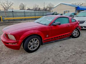 Ford Mustang 4.0L 6 2005
