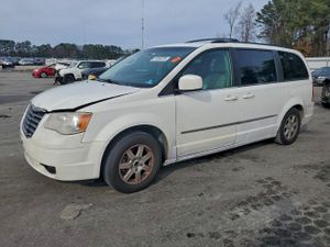 Chrysler Town & Country TOURING PLUS 4.0L 6 2010