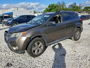 Toyota Rav4 XLE 2.5L 4 2015
