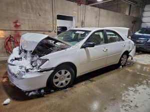 Toyota Camry LE 2.4L 4 2002