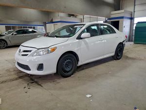 Toyota Corolla BASE 1.8L 4 2012