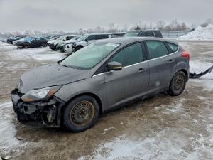 Ford Focus TITANIUM 2.0L 4 2013