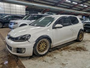 Volkswagen Golf 2.0L 4 2011