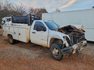 Chevrolet Silverado 1500 C3500 6.0L 8 2009