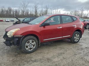 Nissan Rogue S 2.5L 4 2013