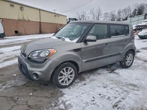 Kia Soul + 2.0L 4 2012