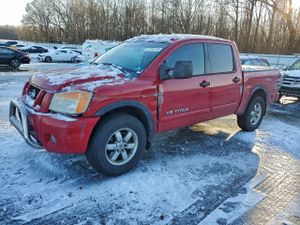 Nissan Titan S 5.6L 8 2011