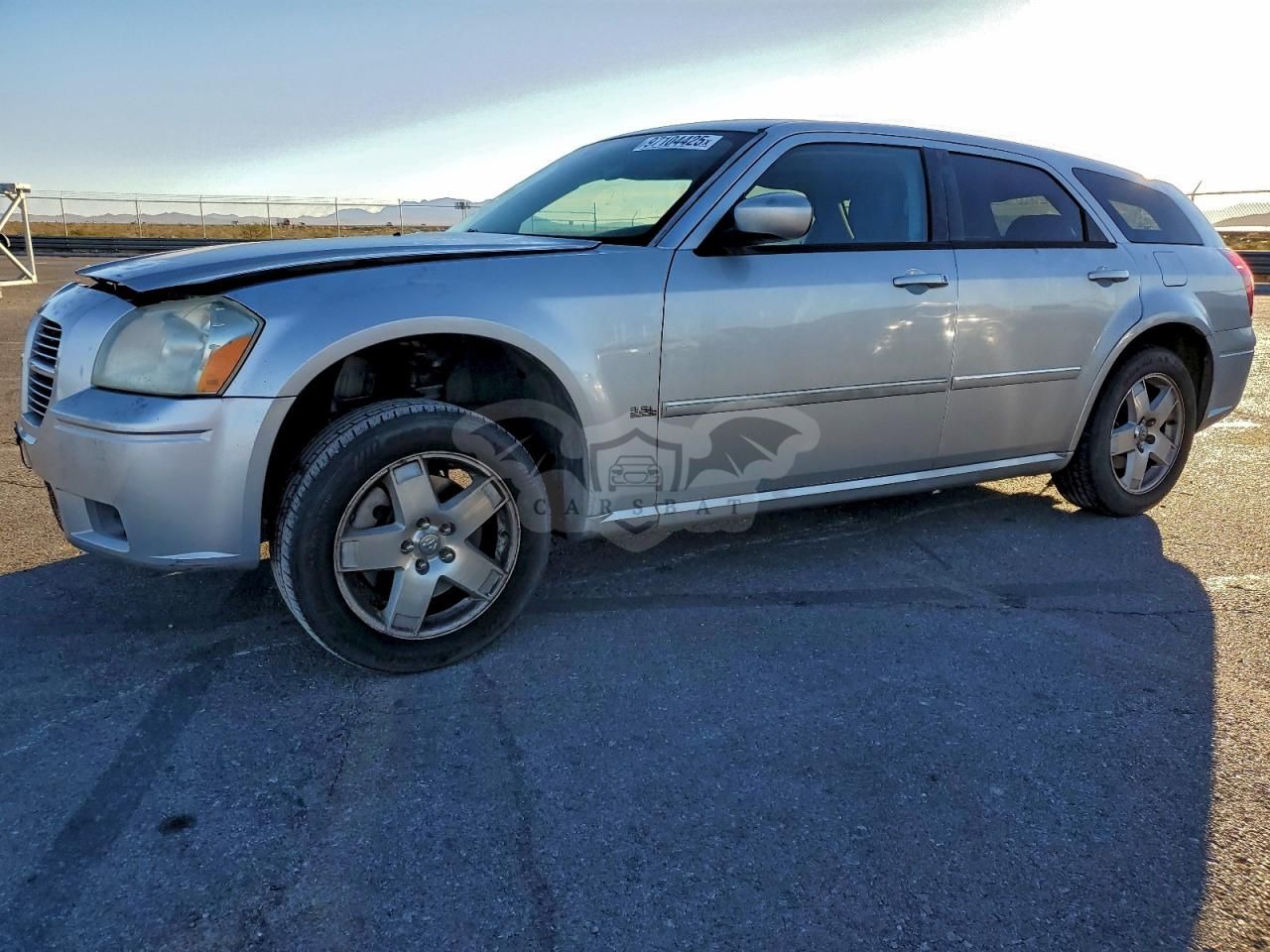 Dodge Magnum SXT 3.5L 6 2005