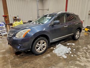 Nissan Rogue S 2.5L 4 2013