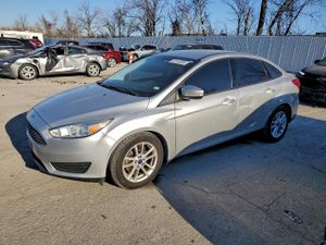 Ford Focus SE 2.0L 4 2015