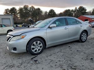Toyota Camry BASE 2.5L 4 2010