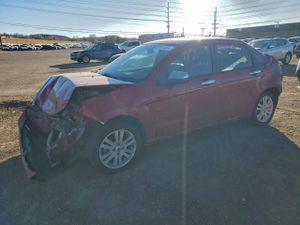 Ford Focus SEL 2.0L 4 2010