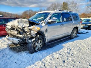 Toyota Sequoia SR5 5.7L 8 2012