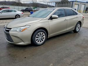 Toyota Camry LE 2.5L 4 2015