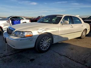 Lincoln Town Car SIGNATURE 4.6L 8 2003
