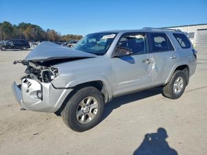 Toyota 4Runner SR5/SR5 PREMIUM 4.0L 6 2015