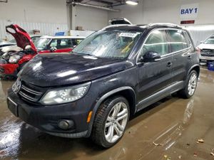 Volkswagen Tiguan S 2.0L 4 2012