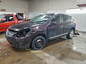 Nissan Rogue S 2.5L 4 2013