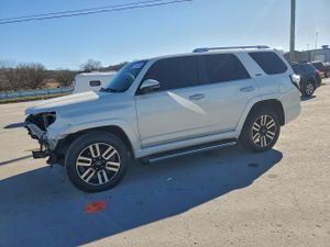 Toyota 4Runner SR5 4.0L 6 2014