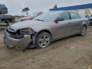 Chevrolet Malibu LS 2.4L 4 2012