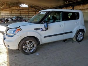 Kia Soul + 2.0L 4 2011