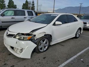 Toyota Camry L 2.5L 4 2013