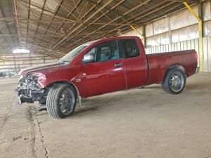 Nissan Titan XE 5.6L 8 2004