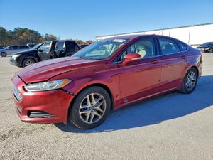 Ford Fusion SE 2.5L 4 2014