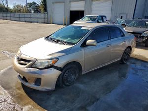 Toyota Corolla BASE 1.8L 4 2011