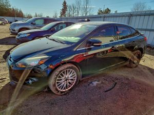 Ford Focus TITANIUM 2.0L 4 2013