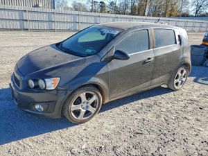 Chevrolet Aveo (Sonic) LTZ 1.4L 4 2014