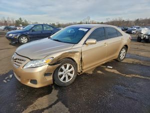 Toyota Camry BASE 2.5L 4 2011