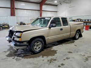 Chevrolet Silverado 1500 C1500 5.3L 8 2004