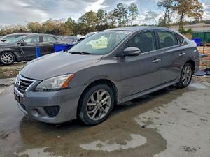 Nissan Sentra S 1.8L 4 2015