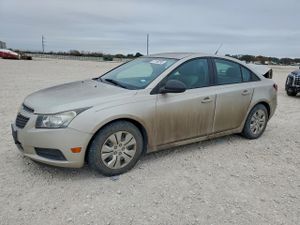 Chevrolet Cruze LS 1.8L 4 2013