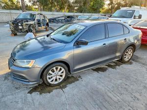 Volkswagen Jetta SE 1.8L 4 2015