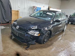 Volkswagen Jetta BASE 2.0L 4 2013