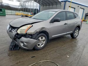 Nissan Rogue S 2.5L 4 2013