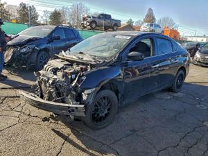 Nissan Sentra S 1.8L 4 2015